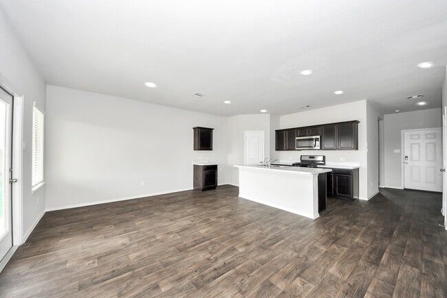 Photo - 21003 Seneca Willow Wy