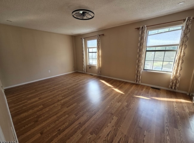 Photo - 508 Brokaw Ct