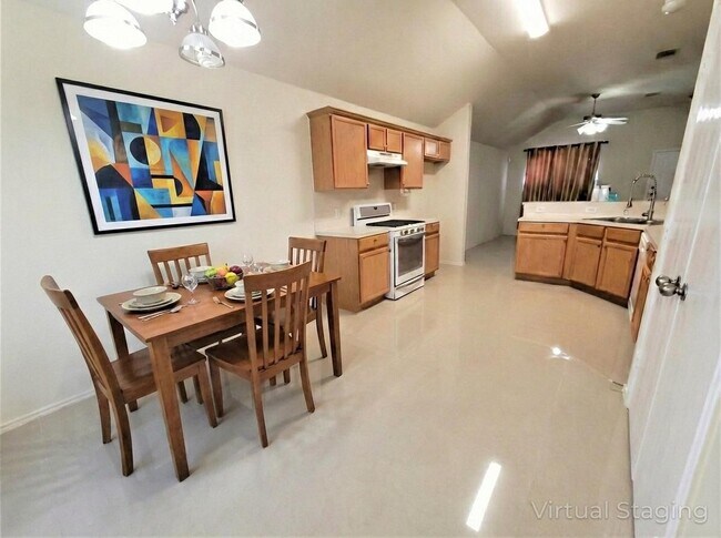 Photo - 12406 Magnolia Canyon