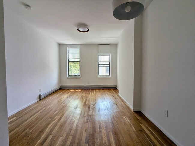 Photo - 374 2nd St