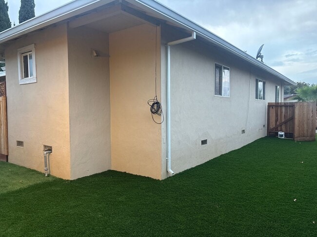 Photo - NEW BRENTWOOD CONSTRUCTION ADU! HIGHLY UPGRADED NEW KITCHEN & BATHROOM! 3 BEDROOMS & 1 BATHROOM! ...