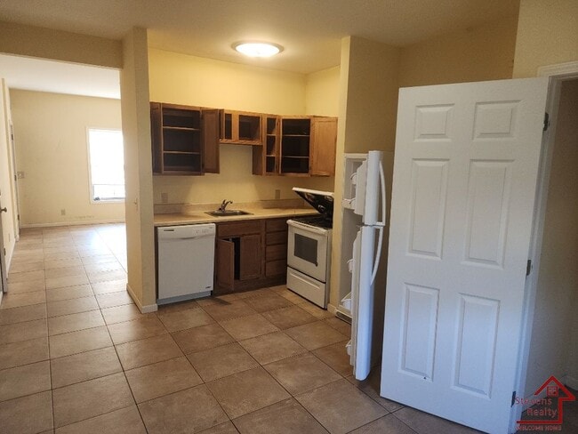 Photo - 1090 N Washington Ave Unit 1090 Washington #A