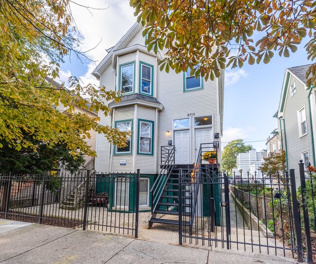 Photo - 2112 N Campbell Ave Unidad GARDEN