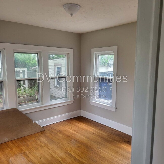 Photo - 1637 Eddington Rd Unit 1