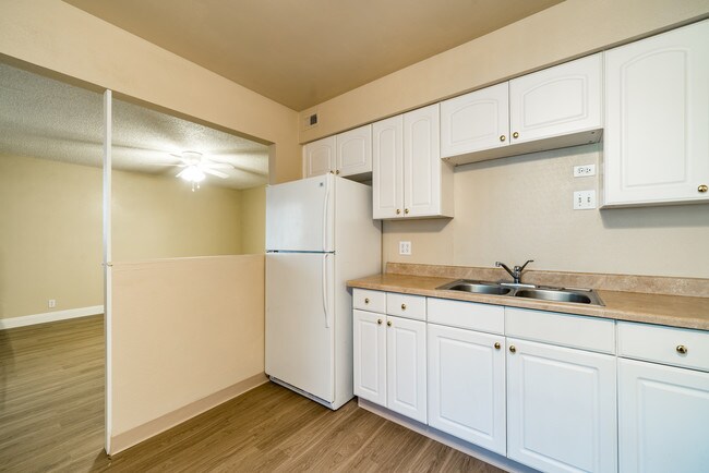 Photo - Shaw Terrace Apartments