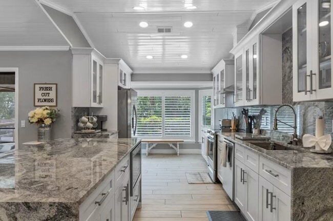 Photo - 760 Mallard Dr