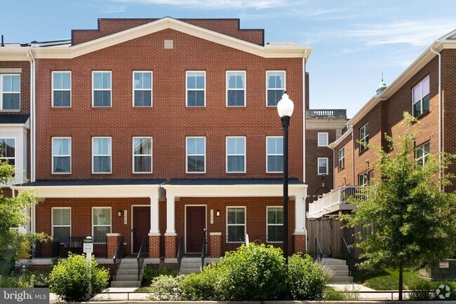 Building Photo - 1227 Wynton Pl NE Rental
