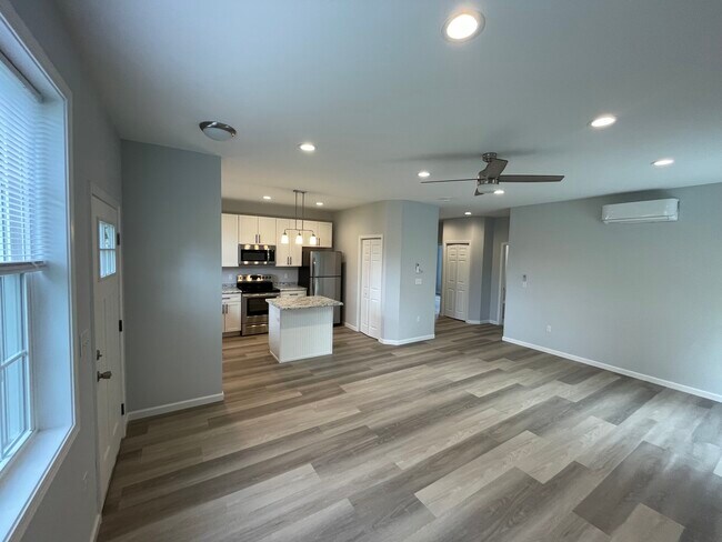 Photo - 300 Lower Creek Rd Unidad 5