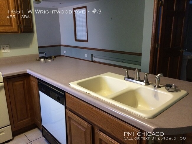 Photo - 1651 W Wrightwood Ave Unit #3