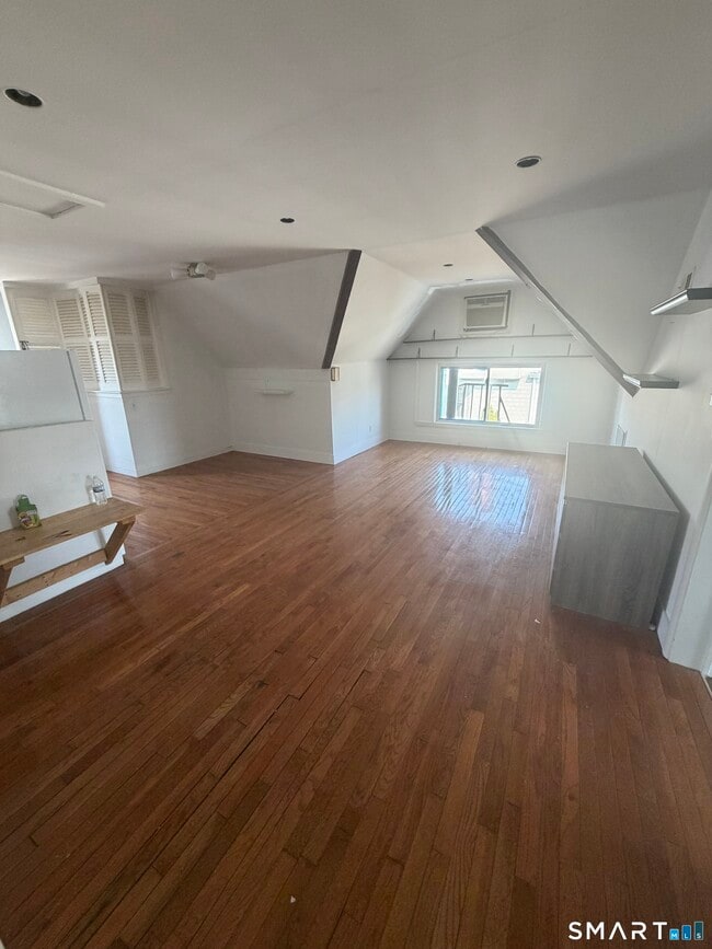 Photo - 178 Sherman Ave Unit 3