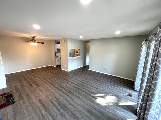 Photo - 1209 Braxton Ct Condo Unit 1209 Braxton Court