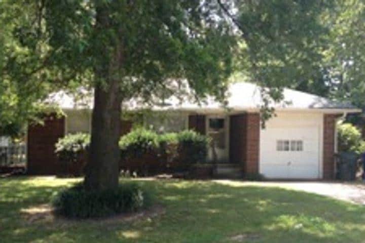 Photo - 1000 Garver St