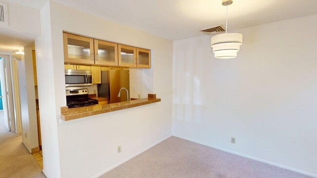 Photo - Light-Filled Upstairs Condo in a Prime Location