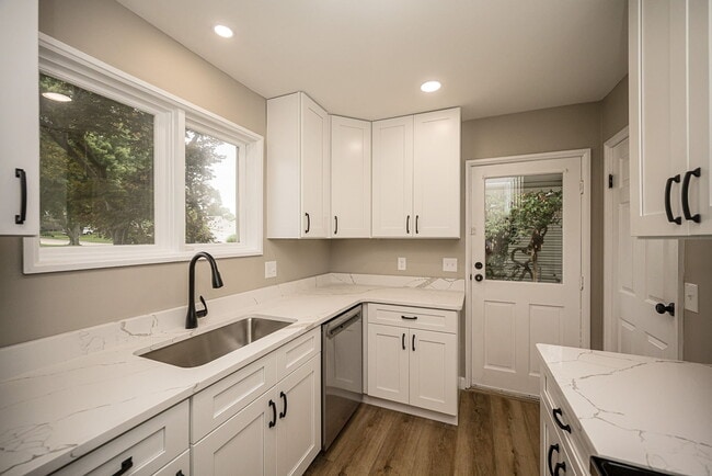 Photo - 2568 Bonniebrook Dr