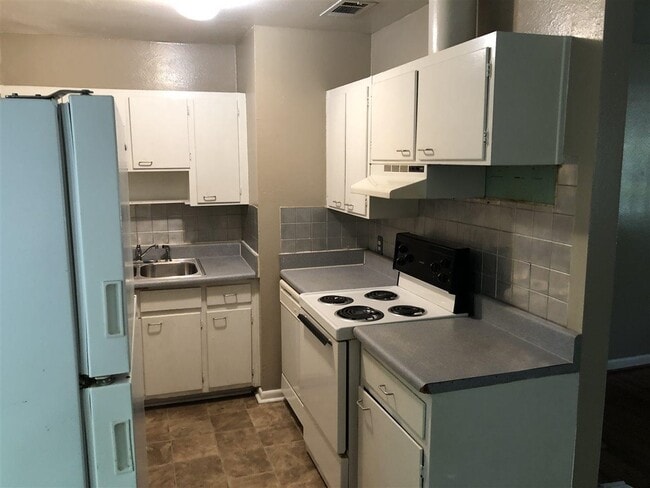 Photo - 1811 Atkamire Dr