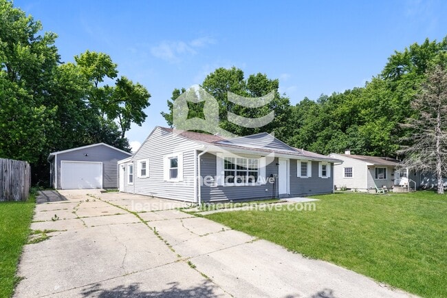 Photo - 2195 Mountview Cir