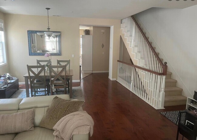 Building Photo - 3613 Whitworth Dr Rental
