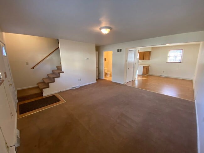 Photo - 124 Karen Way Unit A