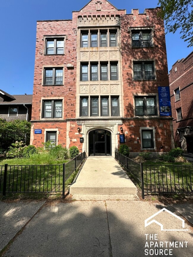 Photo - 1145 Maple Ave Unit A1
