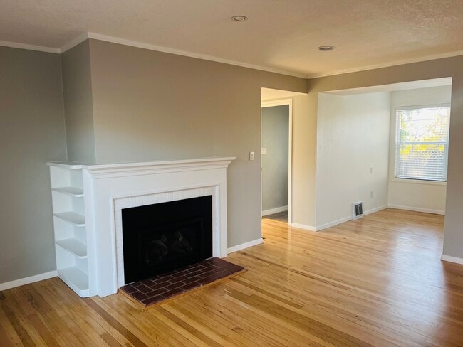 Photo - Bittersweet memories, Full Beautiful Remodel Highly Desired Lincoln Neighborhood