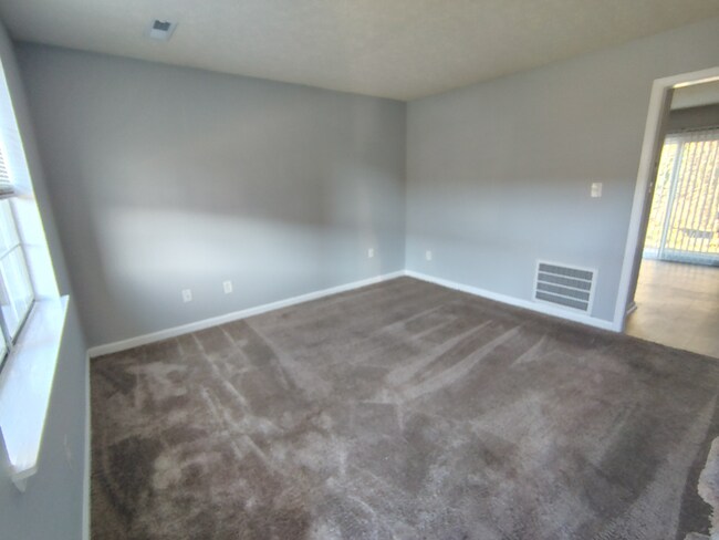 Photo - 16 Duiguid Dr Unit 74 Ferguson