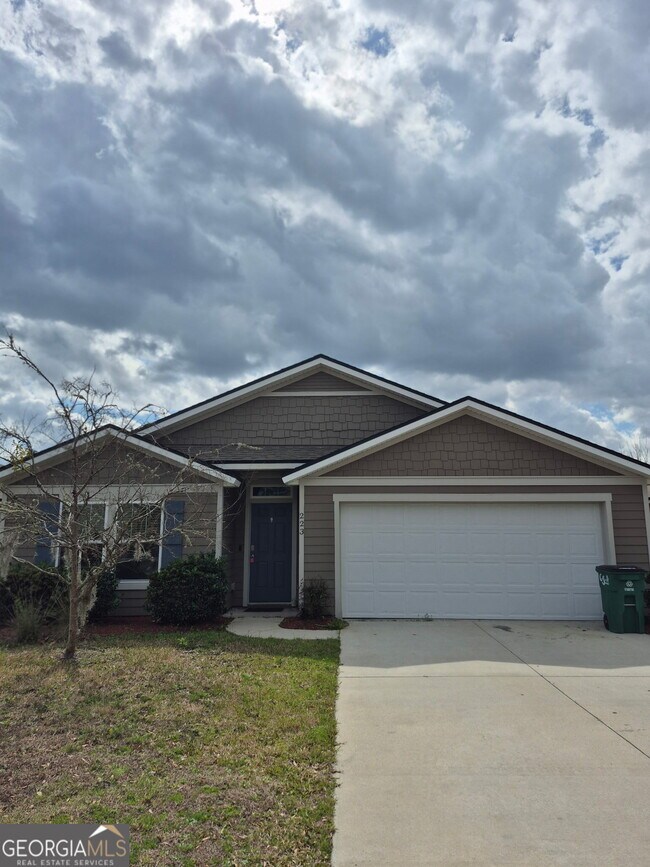 Photo - 223 Brooklet Cir