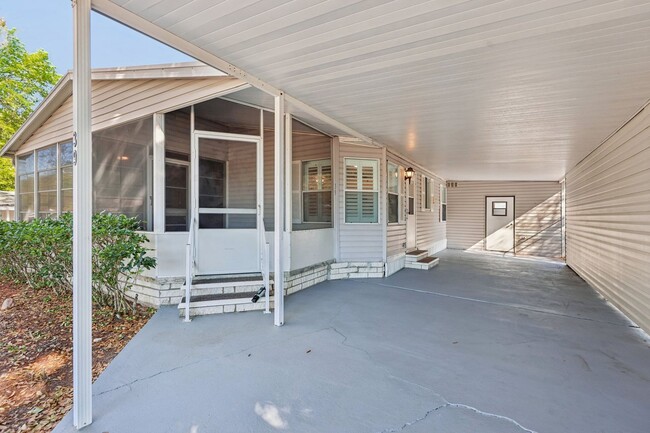 Photo - 39 Maplehurst Ave