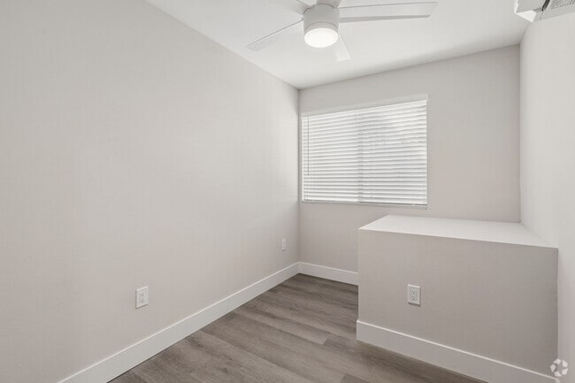 2BR, 2BA - 950SF - Second Bedroom