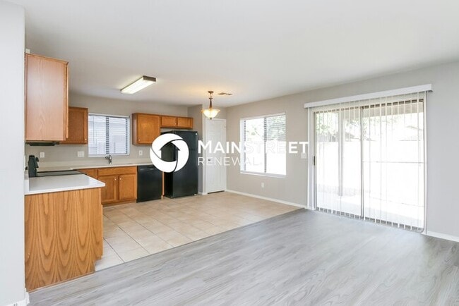 4 Bedroom Pet-Friendly Home in Avondale, AZ with Main Street Renewal