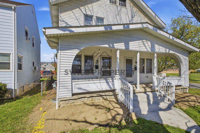 Photo - 417 S Huron Ave