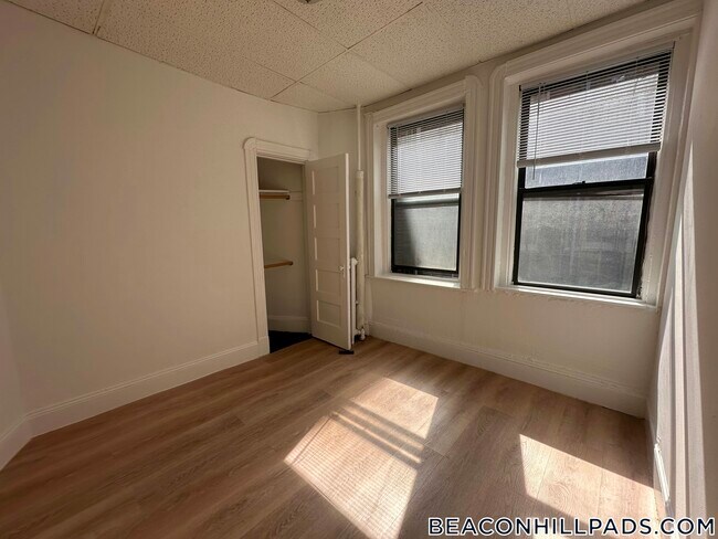 Photo - 24 Phillips St Unit 5