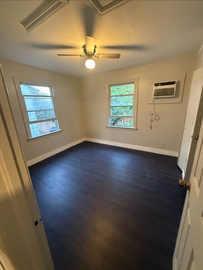 Photo - 2307 1st Ave N Unit Apt #2