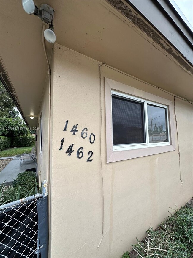 Photo - 1460 NW 52nd St Unit FRONT