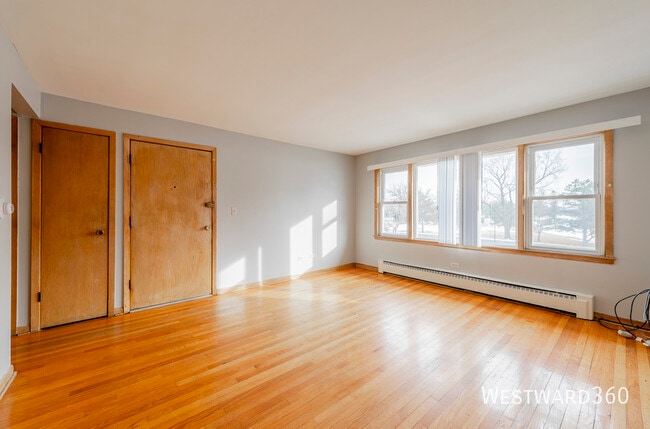 Photo - 6620 W Gunnison St Unidad 2B