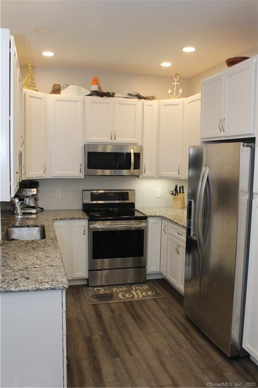 Photo - 267 Melba St Unidad A31