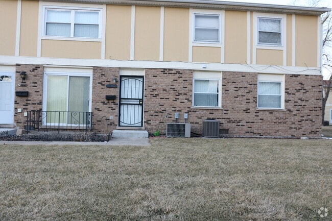 Building Photo - 20167 Ash Ln Rental