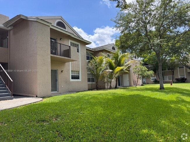 Building Photo - 2061 NW 96th Terrace Unit 12E Rental