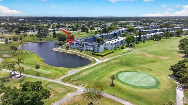 Building Photo - 7807 Golf Cir Dr Unit 207
