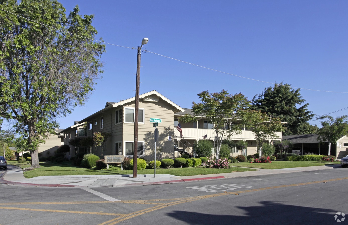 Photo - Park Manor Apartments