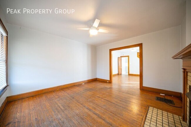 Photo - 828 Dennison Ave