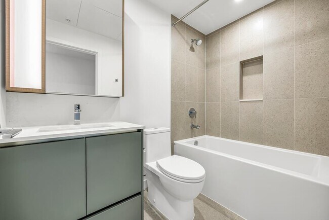 Photo - 13573-1398A 98a Ave Unité 3110