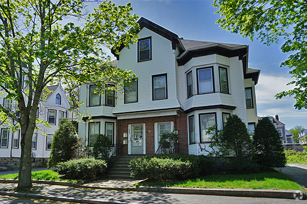 Building Photo - 141 Brown St Rental