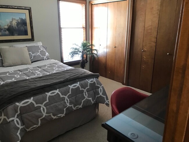 2nd Bedroom - 5005 Faraon St Unit 103