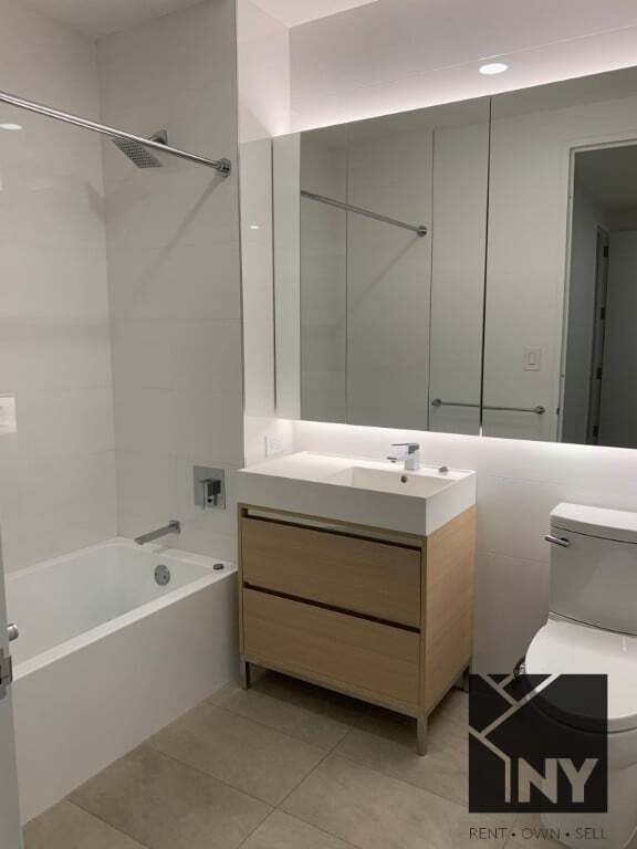 Photo - 20 Wall St Unit 2108