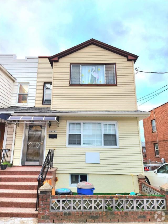 Building Photo - 2 bedroom in Ozone Park NY 11417 Unit 2nd Fl Rental