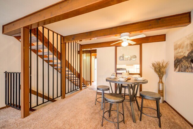 Photo - ESTATES ON MAIN