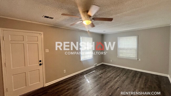 Photo - 3822 Maid Marian Ln