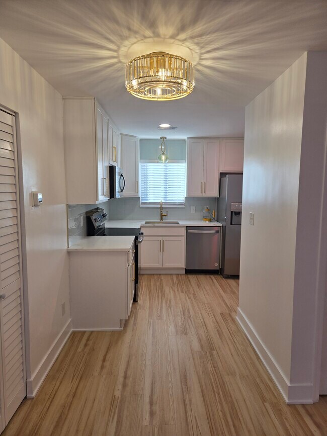 Photo - 2515 Arkansas Ave Unit B