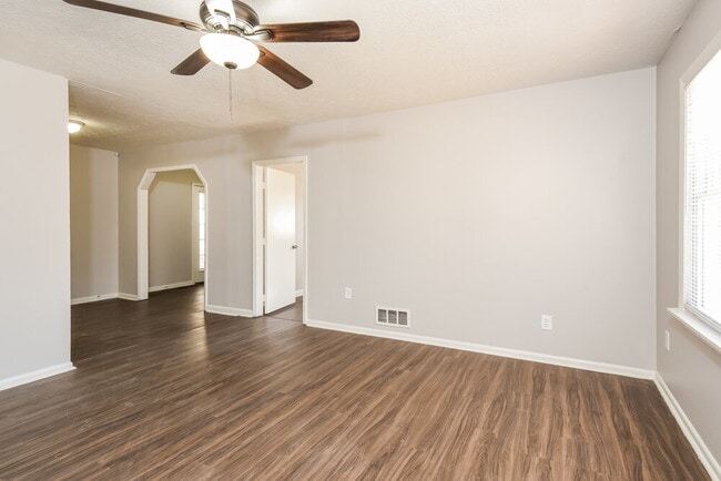 Photo - 10180 Foxfire Terrace