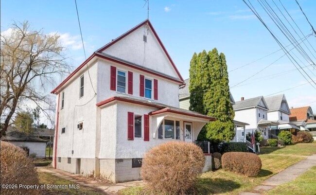 Building Photo - 1413 Bulwer St
